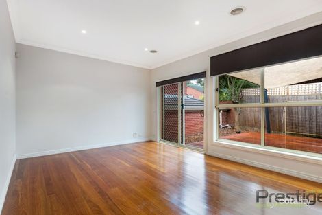 Property photo of 2/390 Stephensons Road Mount Waverley VIC 3149