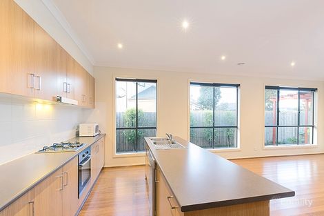 Property photo of 20 Malua Circuit Sandhurst VIC 3977