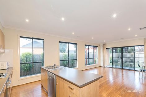 Property photo of 20 Malua Circuit Sandhurst VIC 3977