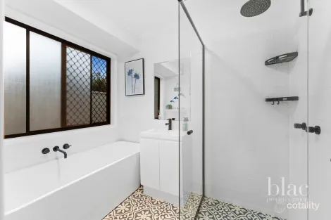 Property photo of 12 Blaxland Place Narangba QLD 4504