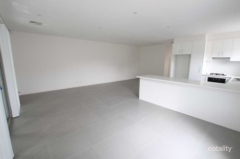 8 Holdsworth St, Merrylands, NSW 2160