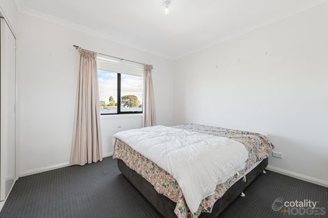Property photo of 18/4 Nepean Court Wyndham Vale VIC 3024