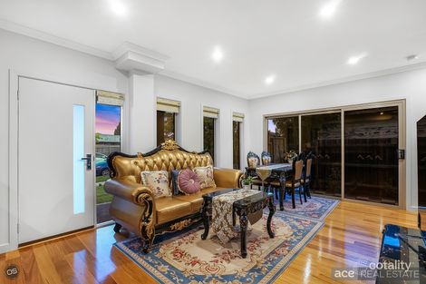 Property photo of 1/11 Elsey Road Reservoir VIC 3073