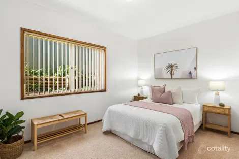 Property photo of 19 Willowin Close Green Point NSW 2251