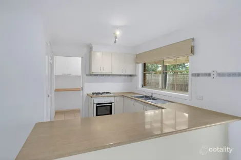 Property photo of 3 Swaran Way Werribee VIC 3030