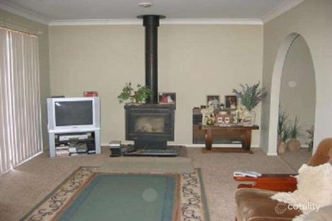Property photo of 2/69 Blackett Avenue Young NSW 2594