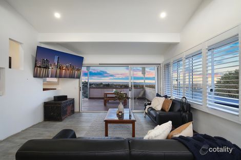 Property photo of 5 Jonathon Close Bateau Bay NSW 2261