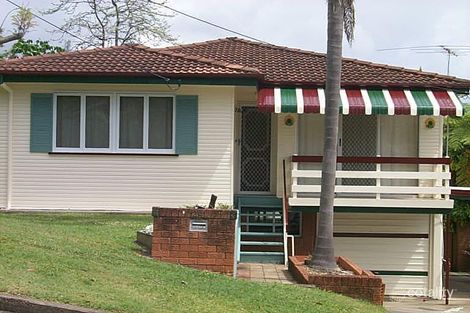 Property photo of 24 Pareena Crescent Mansfield QLD 4122