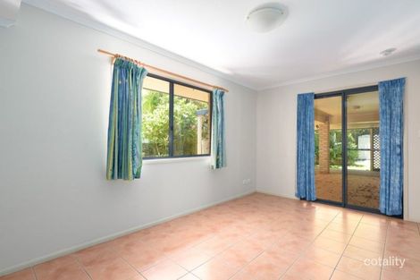 Property photo of 3 Inverary Court Southside QLD 4570