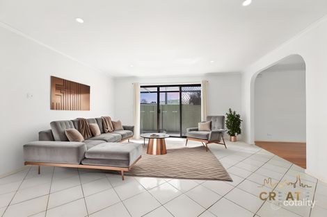 Property photo of 22 Lovell Drive St Albans VIC 3021