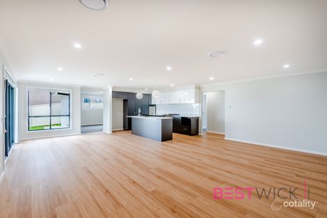 Property photo of 22 Cain Drive Kelso NSW 2795