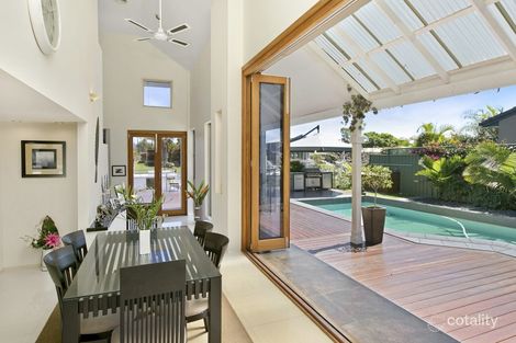 Property photo of 14 Coolong Crescent Carrara QLD 4211