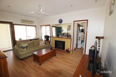 Property photo of 2 Tathra Street Raymond Terrace NSW 2324