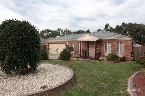 Property photo of 31 Hammerwood Green Beaconsfield VIC 3807