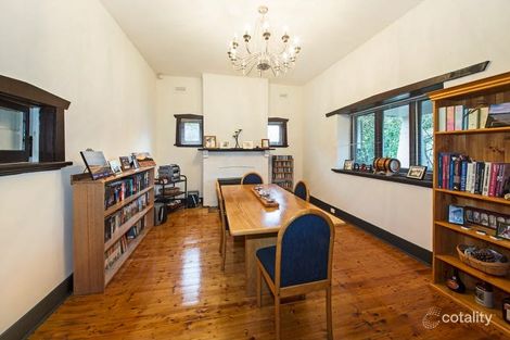 Property photo of 32 Laura Street Caulfield South VIC 3162