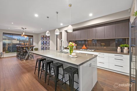 Property photo of 56 Evesham Street Cranbourne North VIC 3977