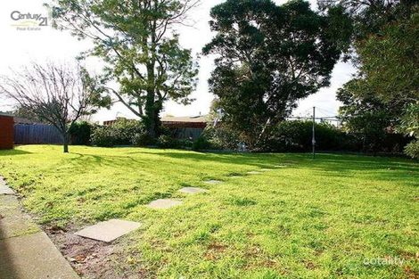 Property photo of 3 Swan Place Dingley Village VIC 3172