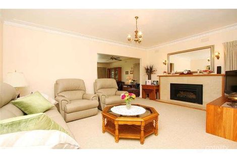 Property photo of 37 Green Avenue Kingsbury VIC 3083