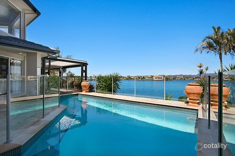 25 San Simeon Dr, Clear Island Waters, QLD 4226