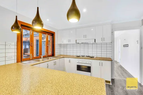 Property photo of 13 Waterside Close Hoppers Crossing VIC 3029