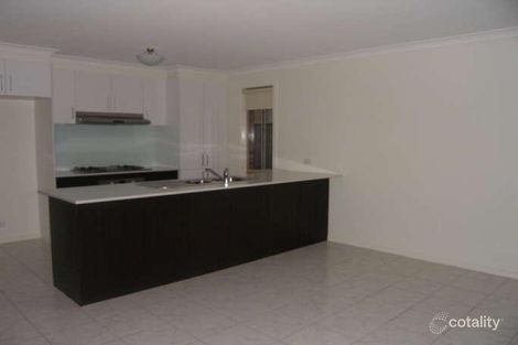 Property photo of 32 Palmer Avenue Point Cook VIC 3030