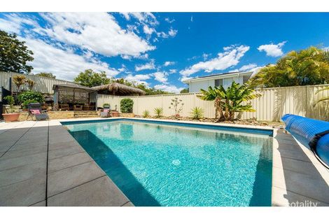 Property photo of 9 Tanzen Drive Arundel QLD 4214
