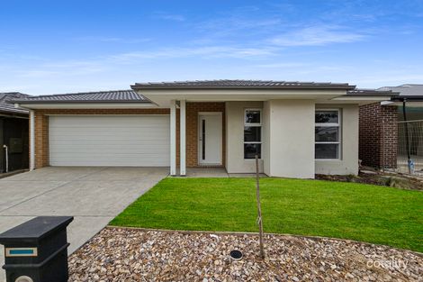 18 Codrington St, Charlemont, VIC 3217