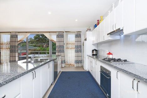 Property photo of 101/57 Kinnoull Grove Glen Waverley VIC 3150