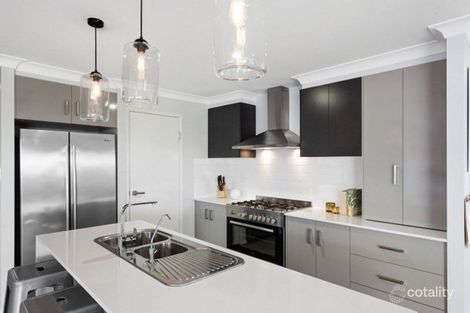 Property photo of 13 Entabeni Drive Kearneys Spring QLD 4350
