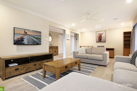 Property photo of 16 Johnston Avenue Haywards Bay NSW 2530