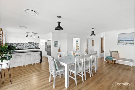 Property photo of 42 Eucumbene Avenue Flinders NSW 2529