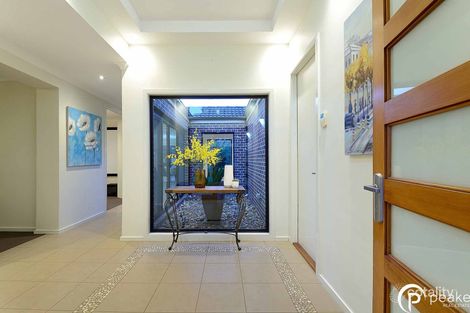 Property photo of 38 Bronson Circuit Cranbourne North VIC 3977