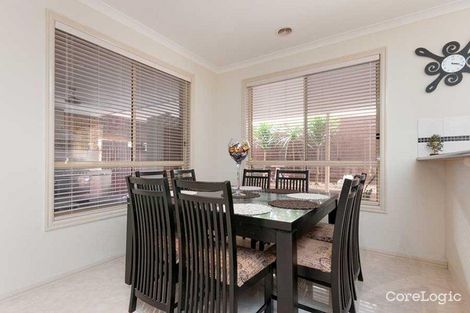 Property photo of 13 Marchmont Rise Craigieburn VIC 3064