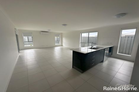 Property photo of 2 Maiolo Crescent Blakeview SA 5114