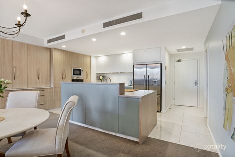 Property photo of 3053/3029 The Boulevarde Carrara QLD 4211