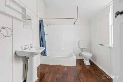 Property photo of 82 Alma Road Clayfield QLD 4011