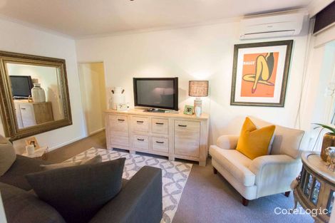 Property photo of 3/33-35 Toolambool Road Carnegie VIC 3163