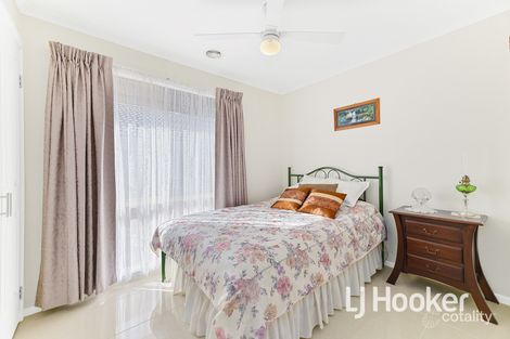 Property photo of 16 Mollisons Hill Hampton Park VIC 3976