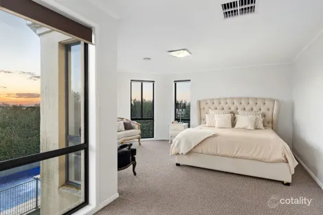 Property photo of 5 Atrium Drive Ballarat North VIC 3350