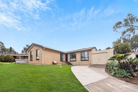 Property photo of 23 Flinders Crescent Hackham SA 5163