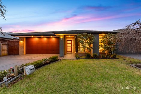 25 LEXINGTON CRES, OFFICER, VIC 3809