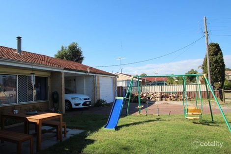 Property photo of 9 Hakea Place Pinjarra WA 6208