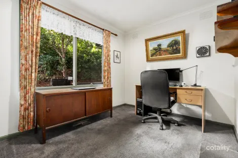 Property photo of 28 Meruka Drive Eltham VIC 3095