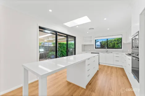 Property photo of 27 Red Ash Drive Woonona NSW 2517