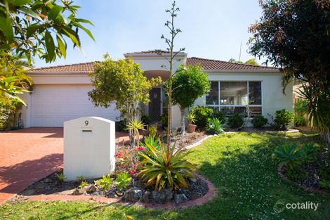 Property photo of 9 Oxbridge Chase Arundel QLD 4214