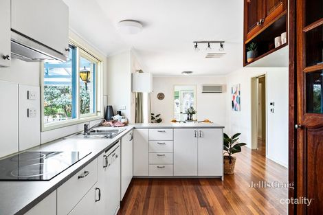 Property photo of 7 Mari Close Greensborough VIC 3088