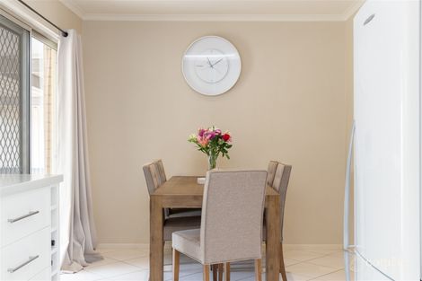 Property photo of 9 Warren Road Para Vista SA 5093