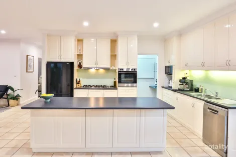 Property photo of 14 Cambridge Terrace Mildura VIC 3500