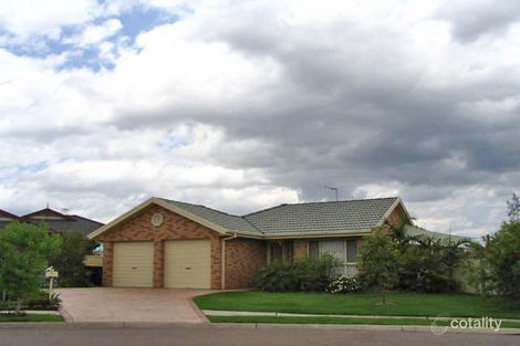 11 Cardinal Cl, Cameron Park, NSW 2285