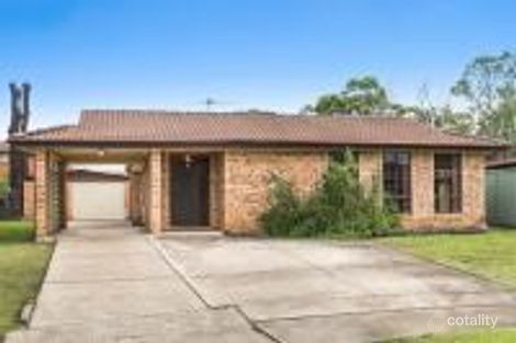 Property photo of 4 Hook Place Wakeley NSW 2176